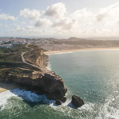 Refugio Da Muralha - By Sch