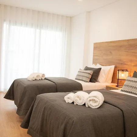 Refugio Da Muralha - By Sch Ναζαρέ