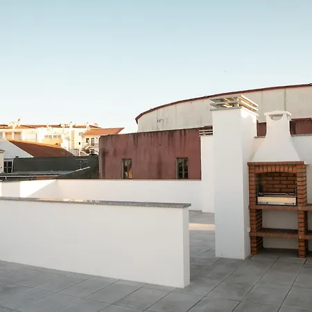 Refugio Da Muralha - By Sch * Ναζαρέ